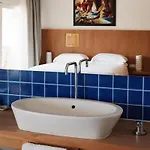 Lanthia Hotel