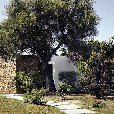 Lanthia فندق سانتا ماريا نافاريز