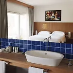Lanthia Otel