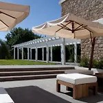 Lanthia Santa Maria Navarrese