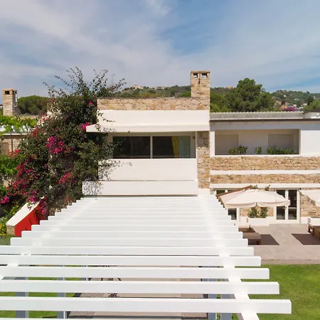 ホテル ランツィア サンタ・マリア・ナヴァーリス