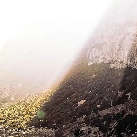 فندق Lanthia