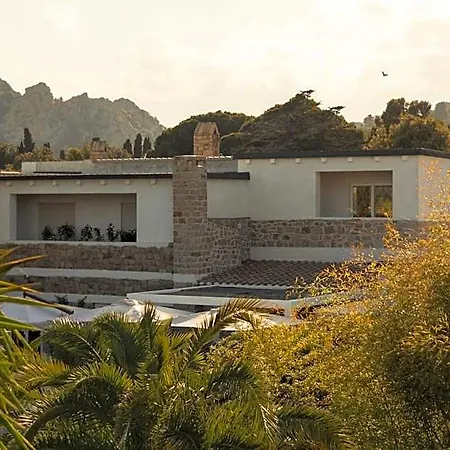 Lanthia 4* سانتا ماريا نافاريز