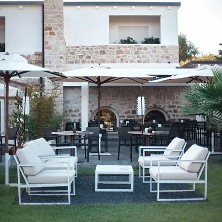 ホテル ランツィア サンタ・マリア・ナヴァーリス