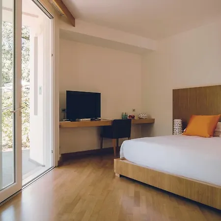 ランツィア ホテル