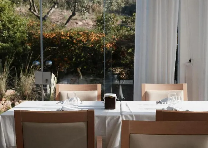 Lanthia Santa Maria Navarrese